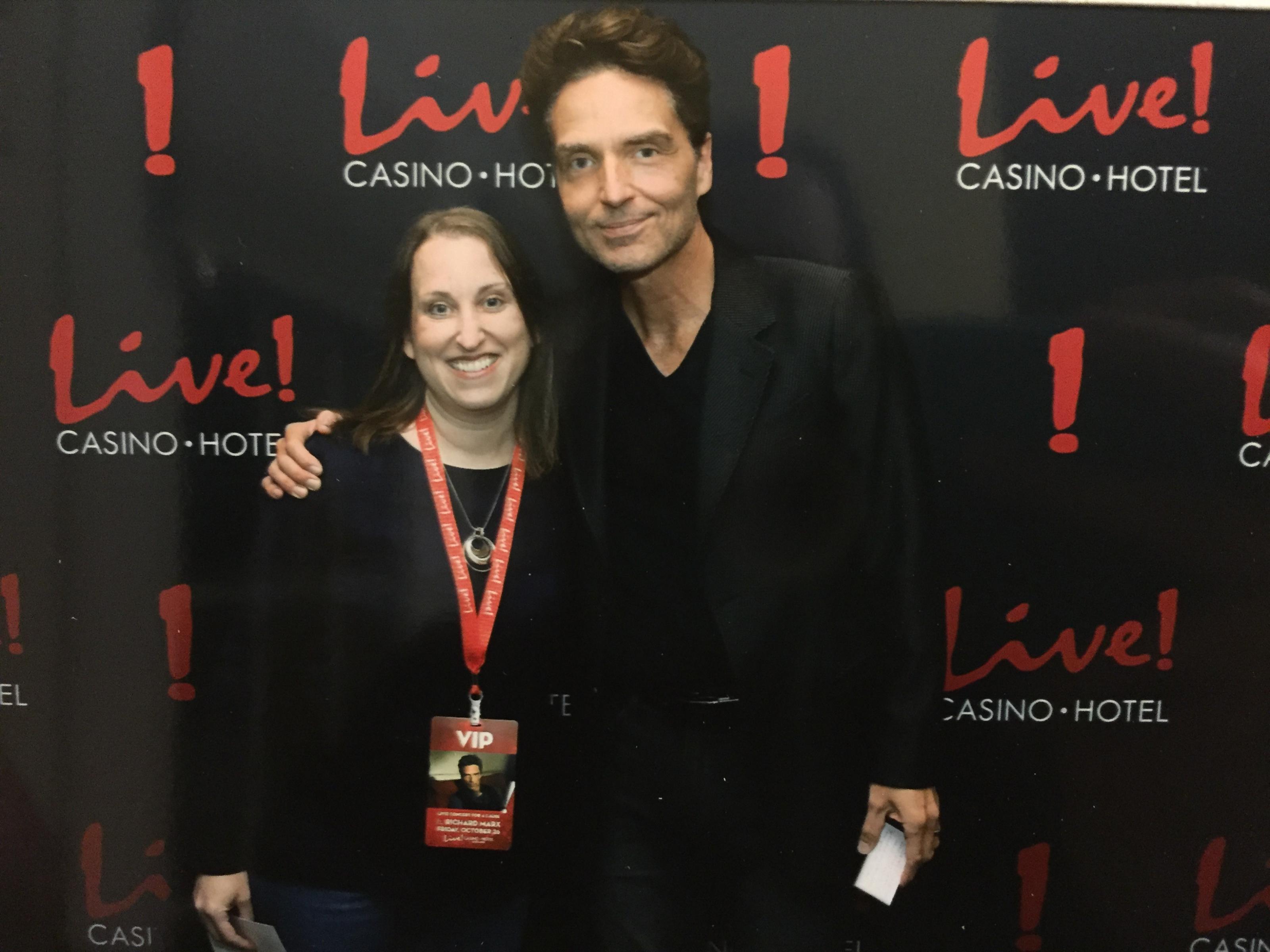 Richard Marx helps Casey Cares moms hold on to the night Casey